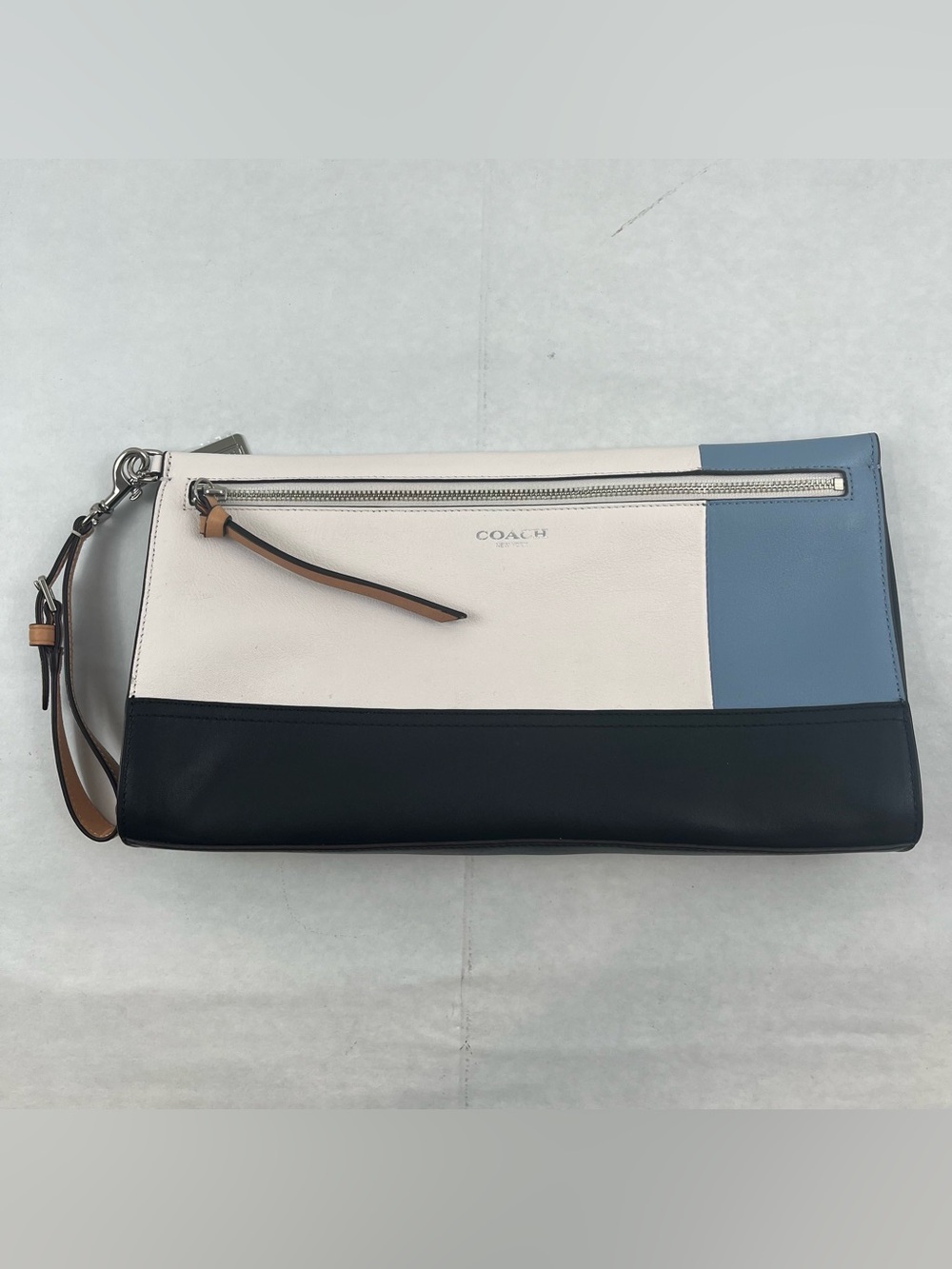 COACH Legacy Colorblock Large Clutch Wristlet 48002 Blue White Black Leather